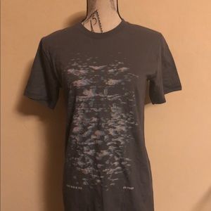 American Apparel gray T-shirt